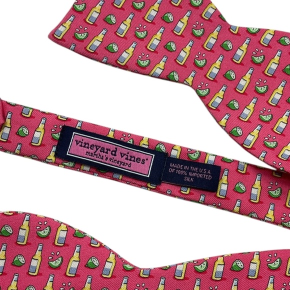 VINEYARD VINES Pink Bottle Lemon Silk LUXURY Self Bow Tie HANDMADE USA - Picture 3 of 3